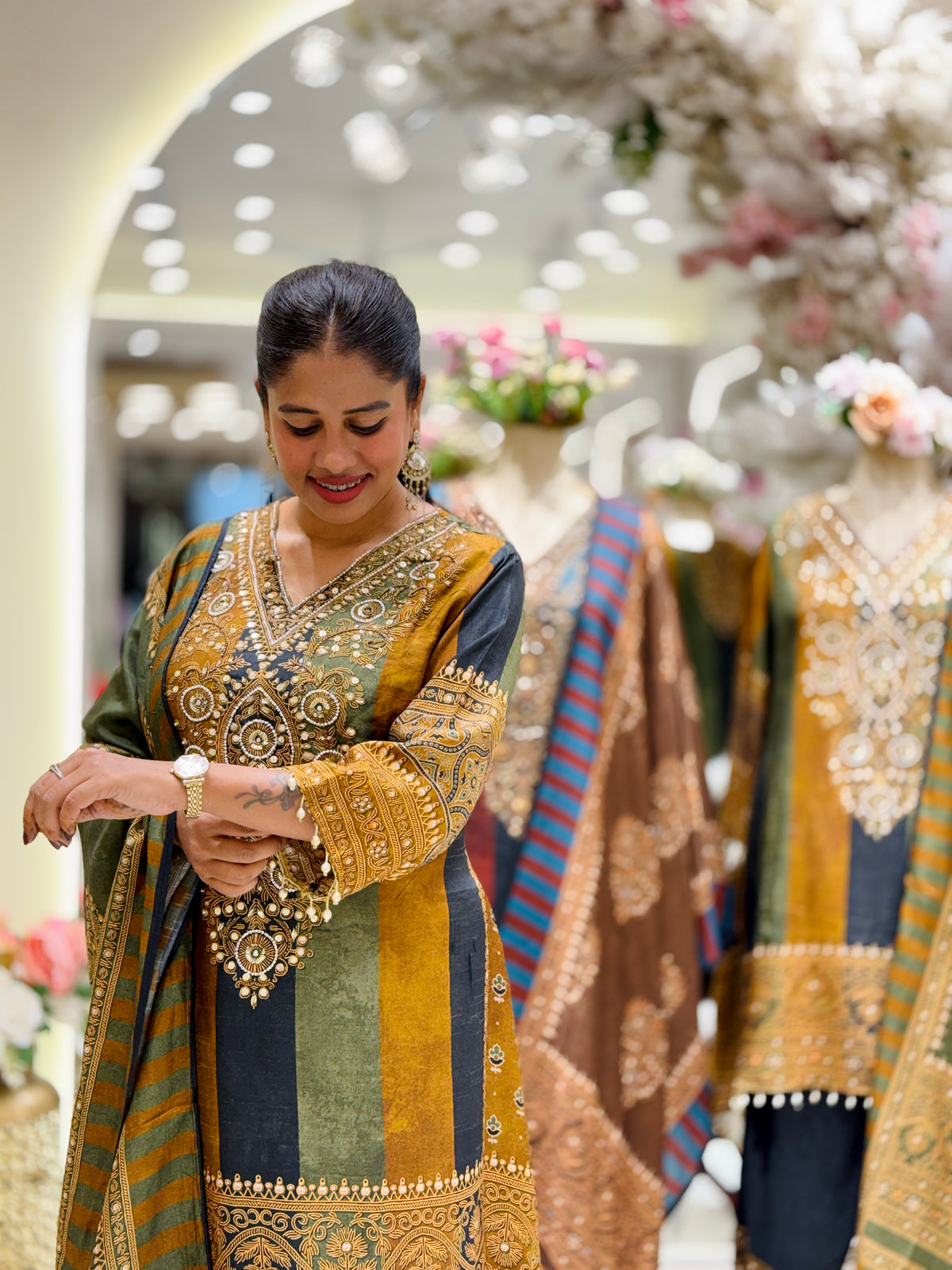 Crepe Printed Suit Set with Dupatta